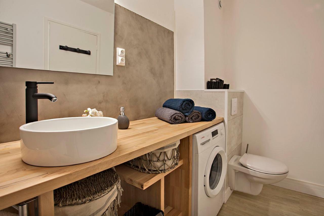 Offre Special Bastia Proche Centre Parking Экстерьер фото